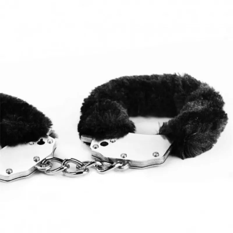 Metalne Lisice Crno Krzno - Black Furry Cuffs